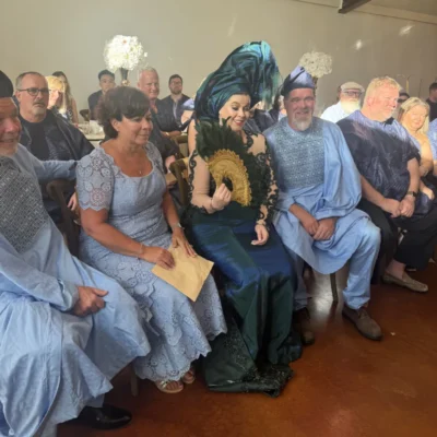 Photo Bride and her family